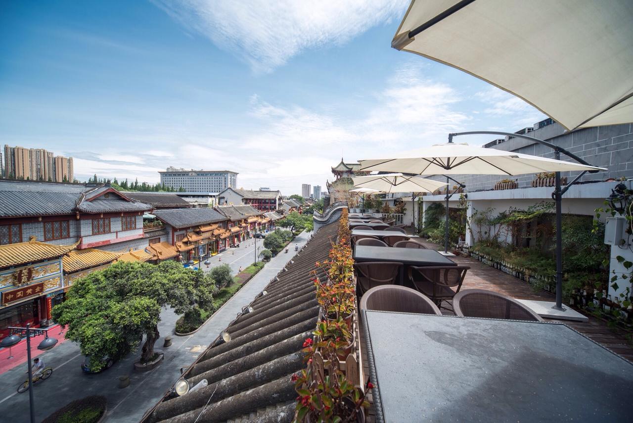 Qintai Tibetan Culture Boutique Hotel Chengdu Exterior foto